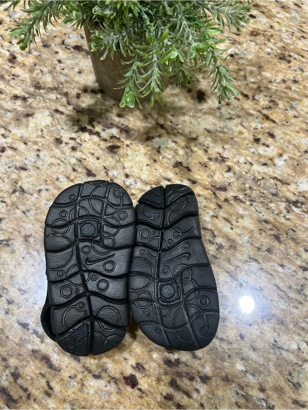 Nike Black Slingback Sandals 3C